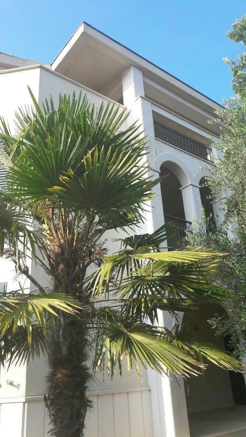 Apartmani Vitturi Kastela Luaran gambar
