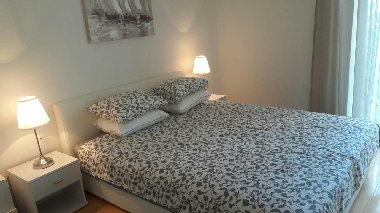 Apartmani Vitturi Kastela Luaran gambar