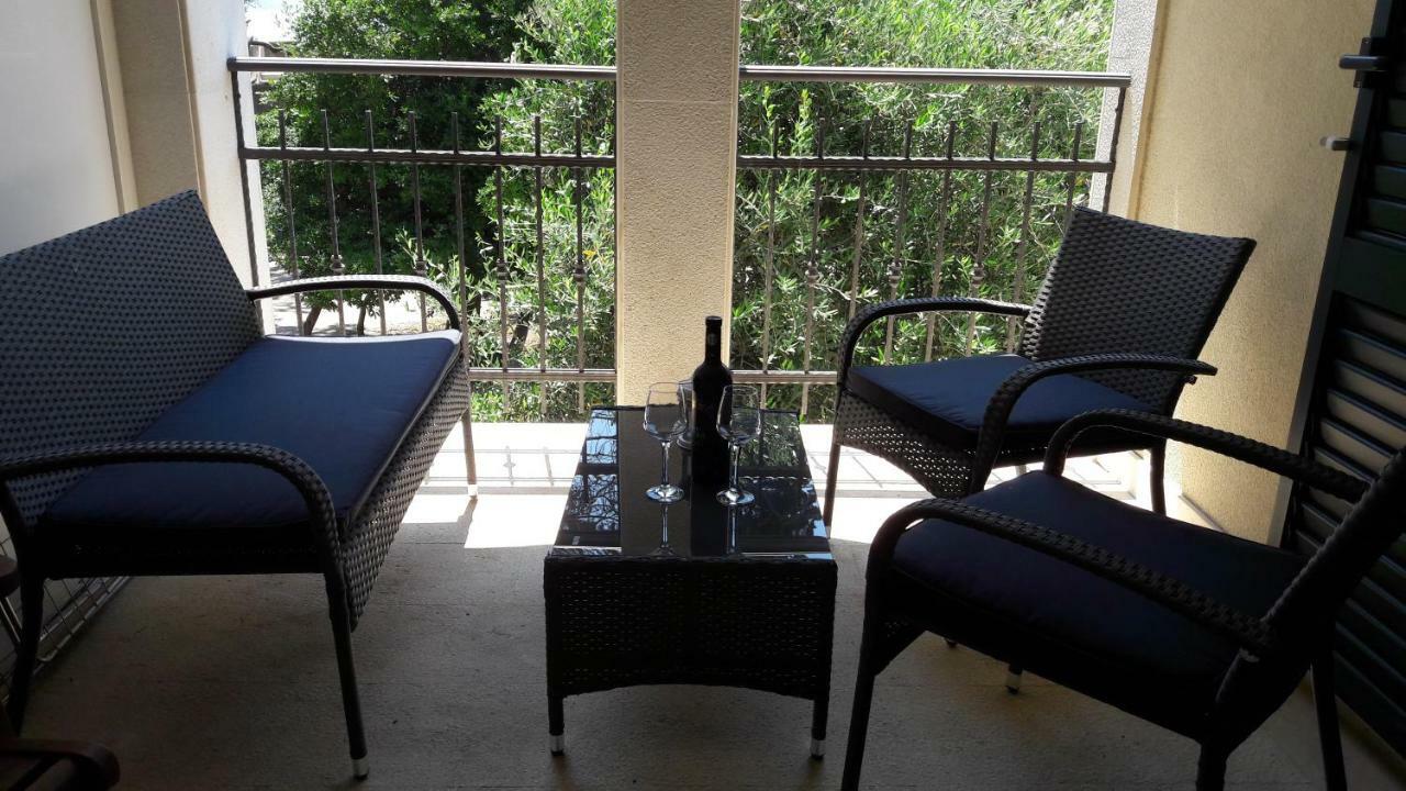 Apartmani Vitturi Kastela Luaran gambar